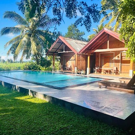 Walawa Reach Hotel Udawalawe Bagian luar foto