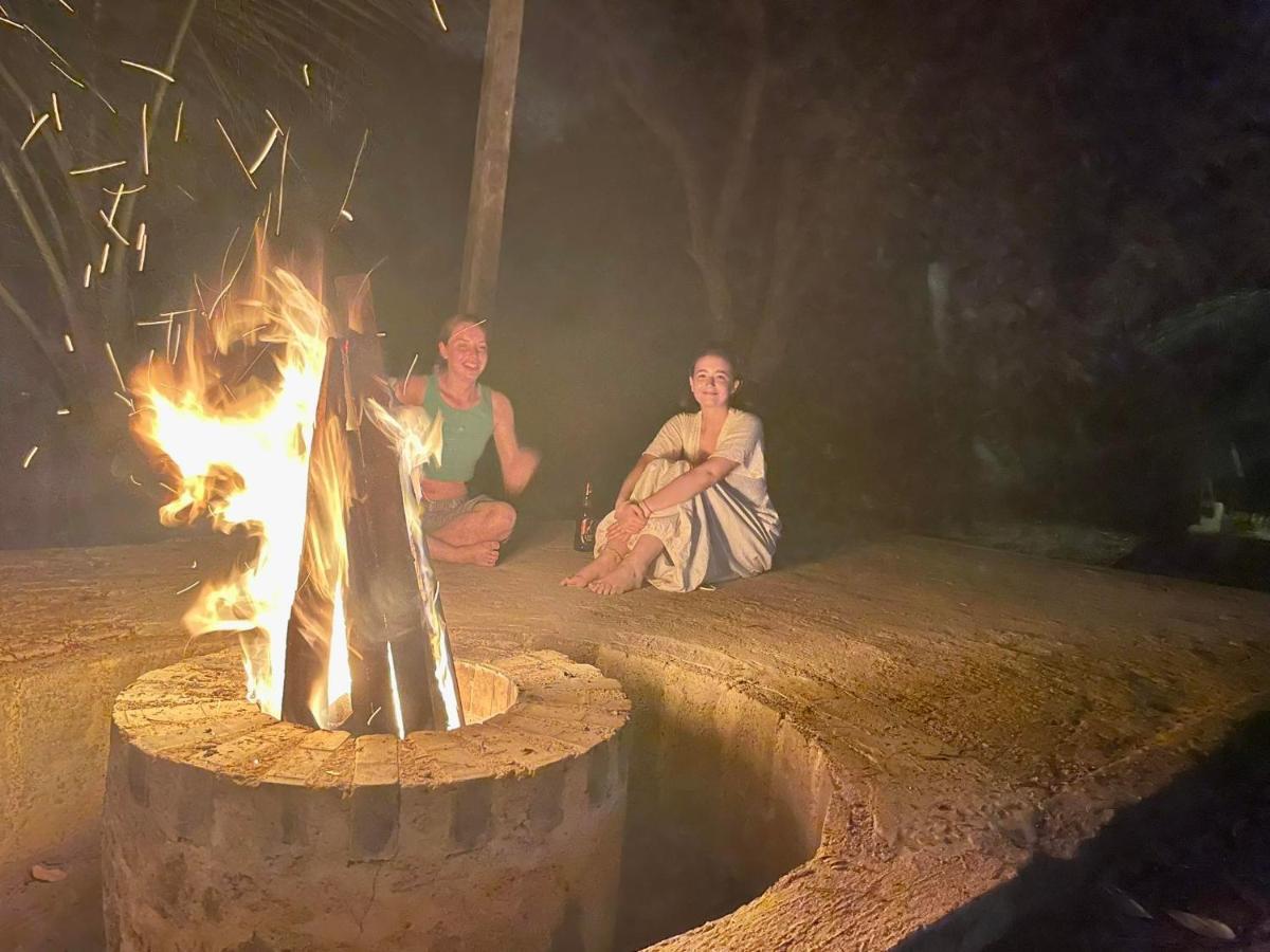 Walawa Reach Hotel Udawalawe Bagian luar foto